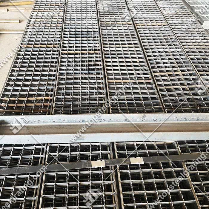 Serrated Carbon Steel Grating